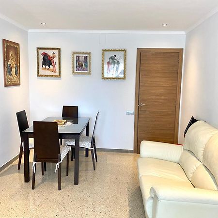 Shared Apartment! Piso Compartido! Общая Квартира! Seville Ngoại thất bức ảnh