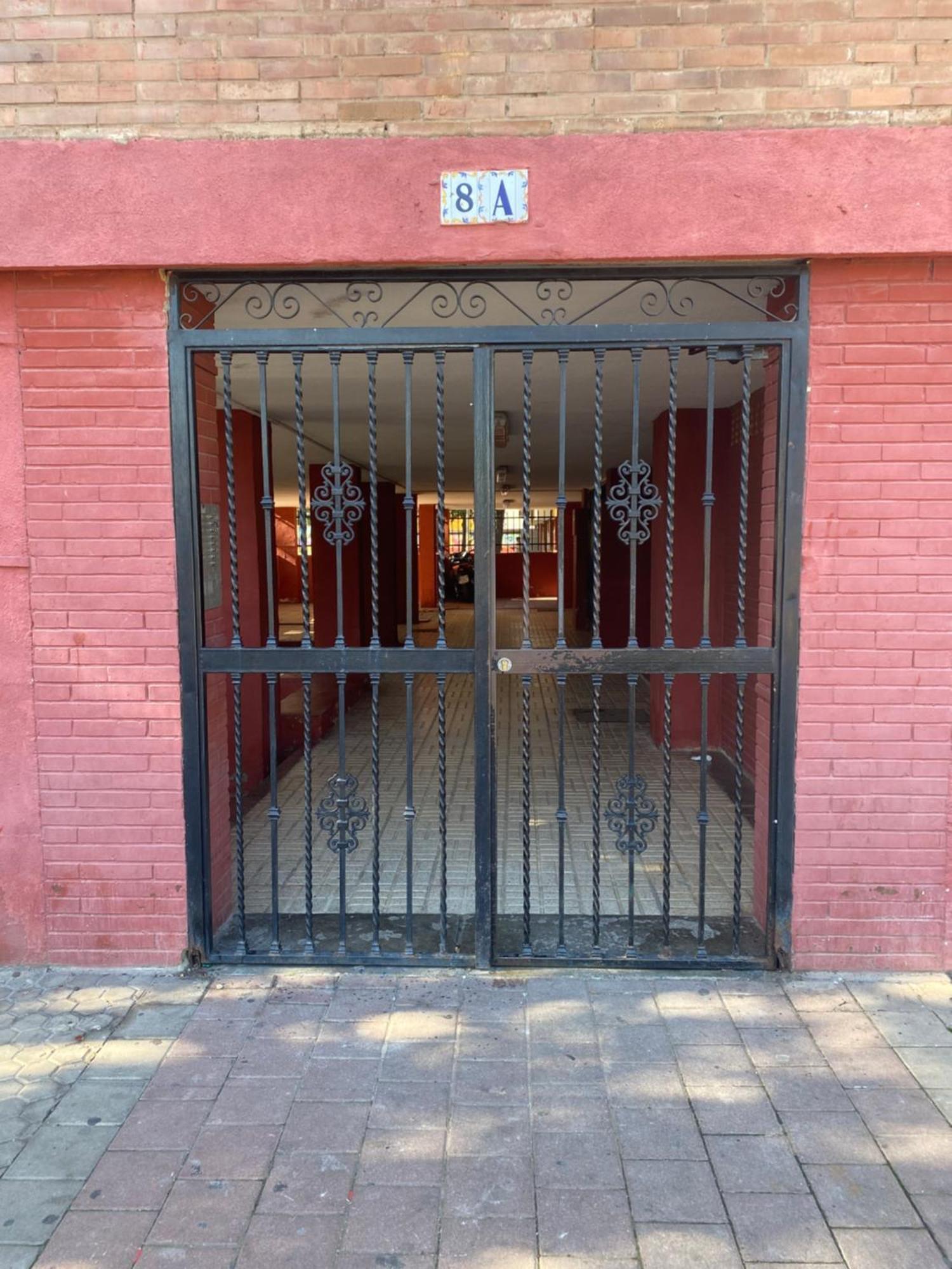 Shared Apartment! Piso Compartido! Общая Квартира! Seville Ngoại thất bức ảnh
