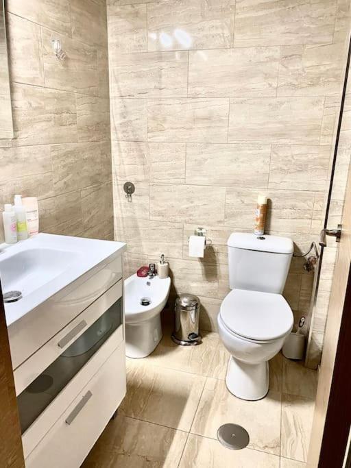 Shared Apartment! Piso Compartido! Общая Квартира! Seville Ngoại thất bức ảnh